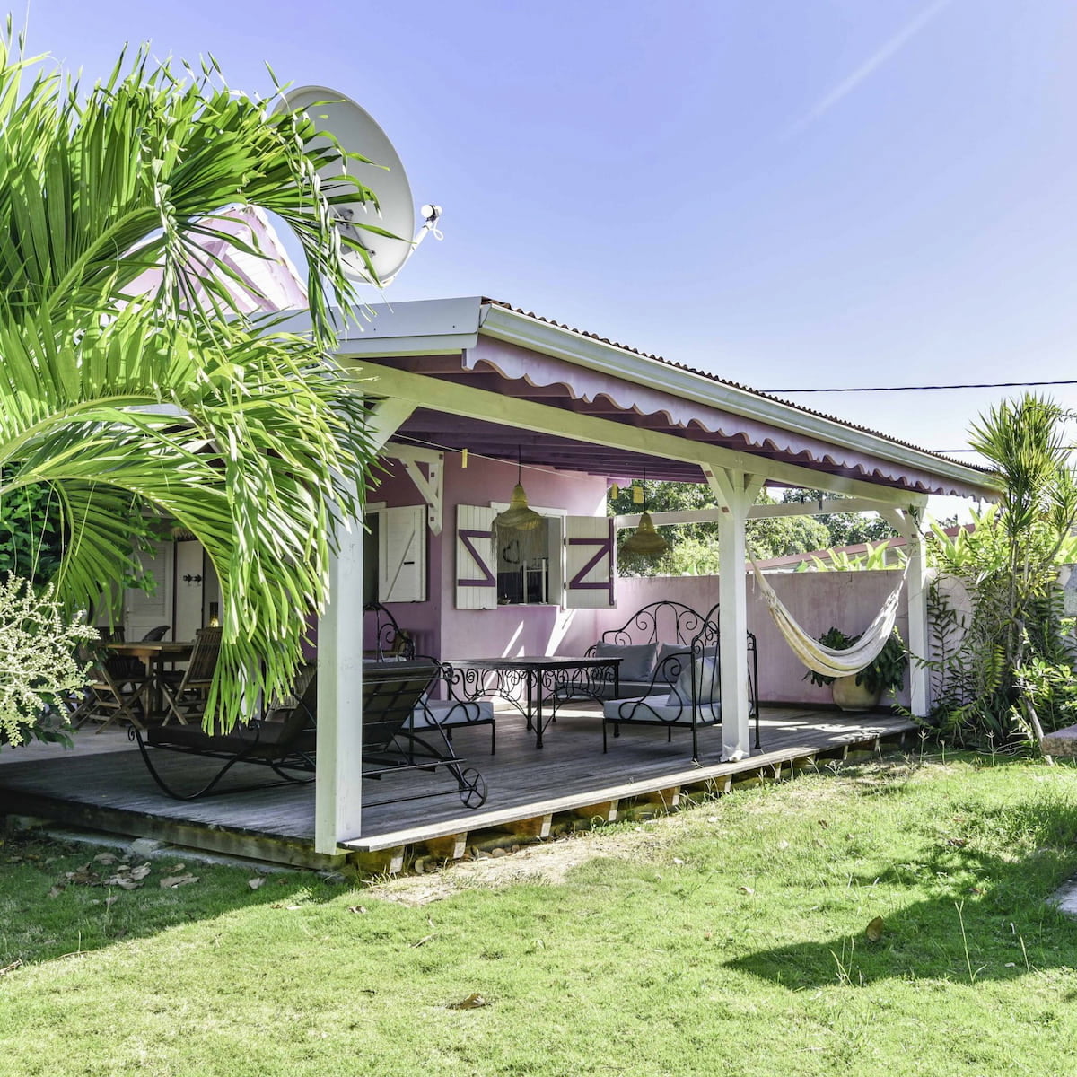 kazines-maison-creole-marie-galante-caraibes-accueil